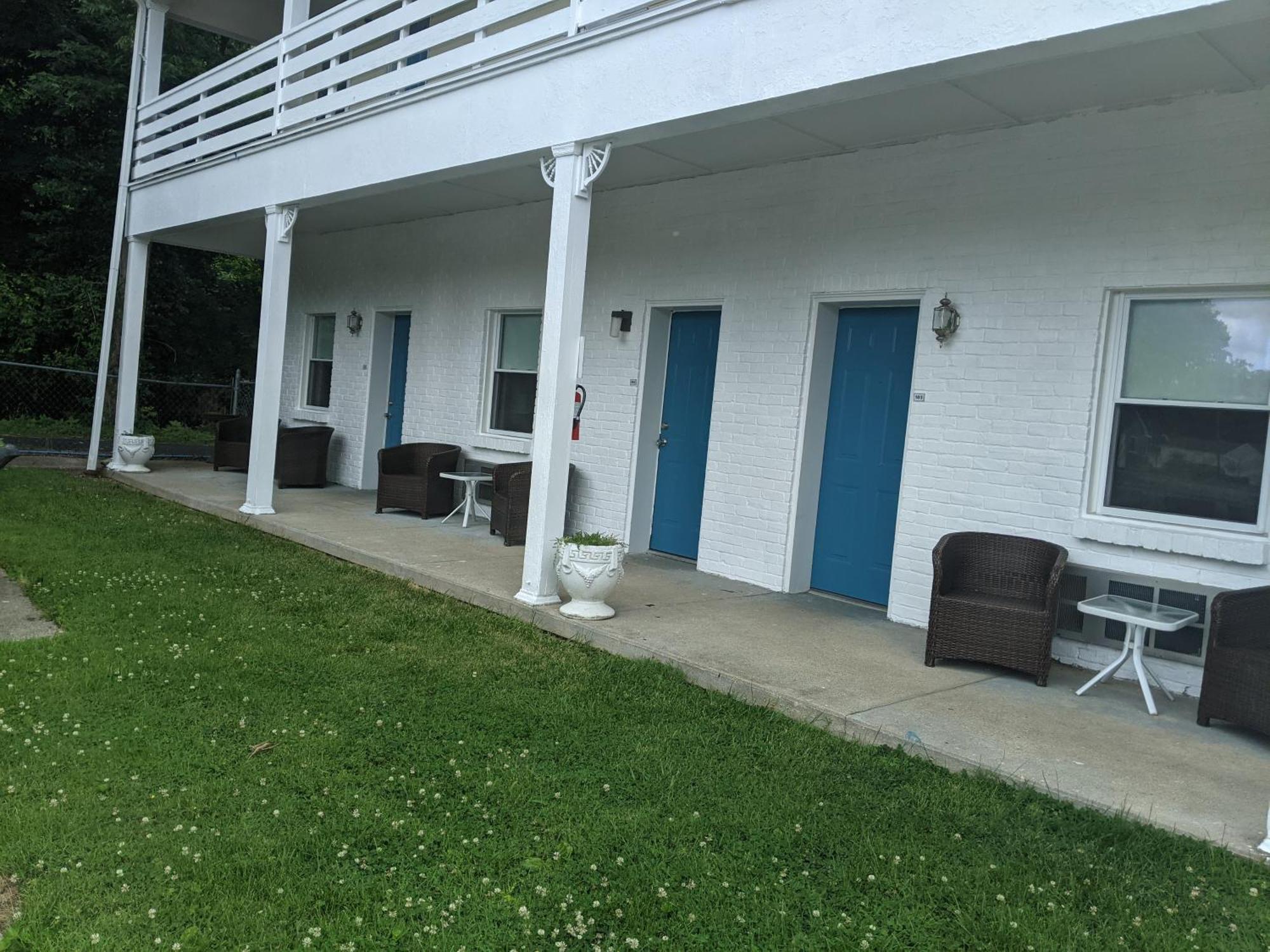 Riverboat Inn & Suites Madison Exterior foto